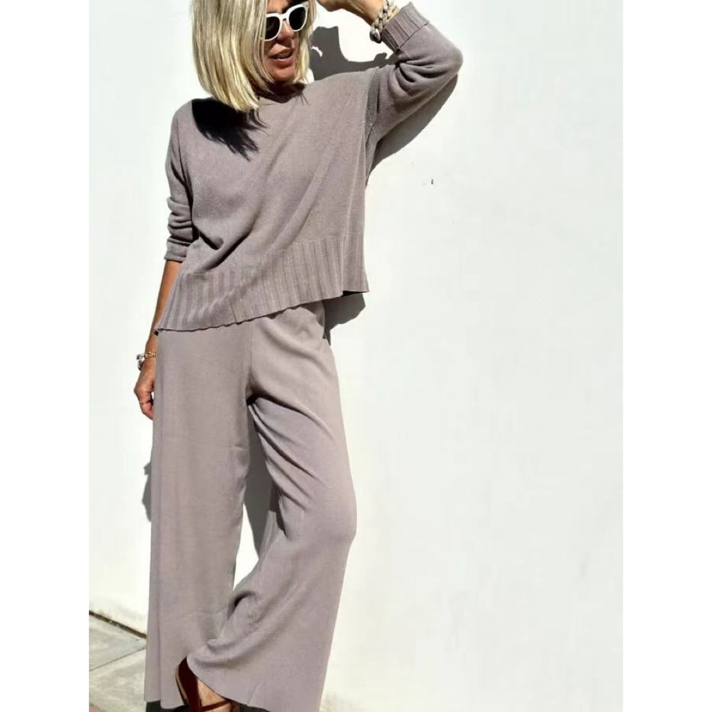 Knitted Wide-leg Pants and Sweater Pullover