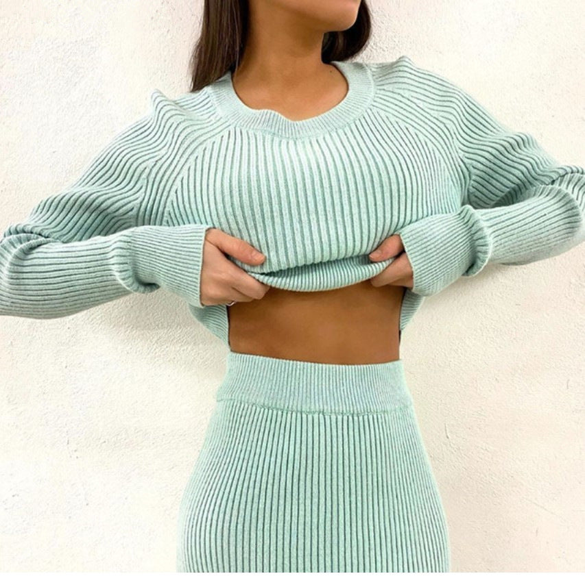 Two-piece knitted top skirt